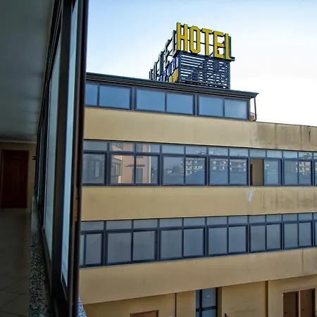 Silverado Hotel